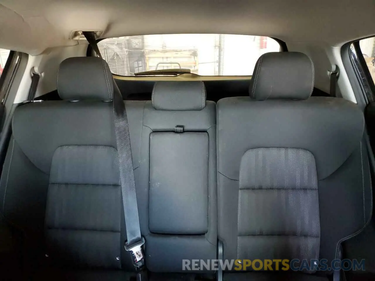 10 Photograph of a damaged car KNDPM3AC7L7799316 KIA SPORTAGE 2020