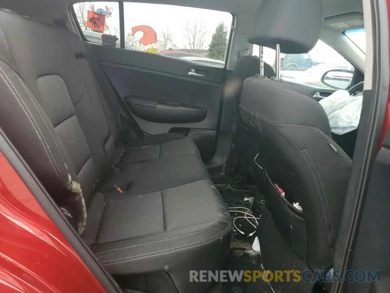 11 Photograph of a damaged car KNDPM3AC7L7808130 KIA SPORTAGE 2020