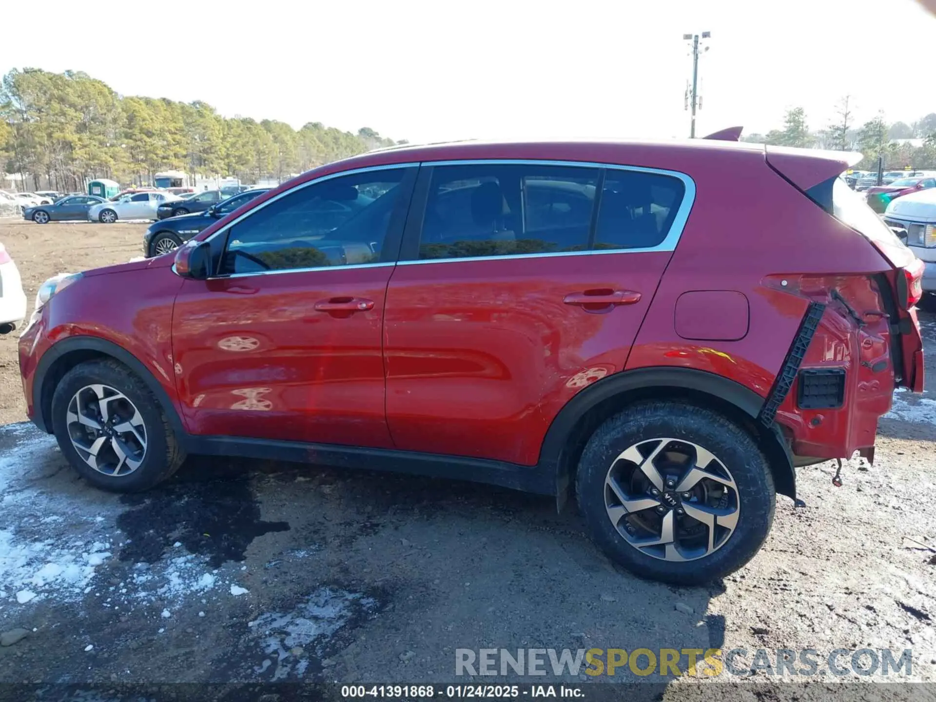 14 Photograph of a damaged car KNDPM3AC7L7829575 KIA SPORTAGE 2020