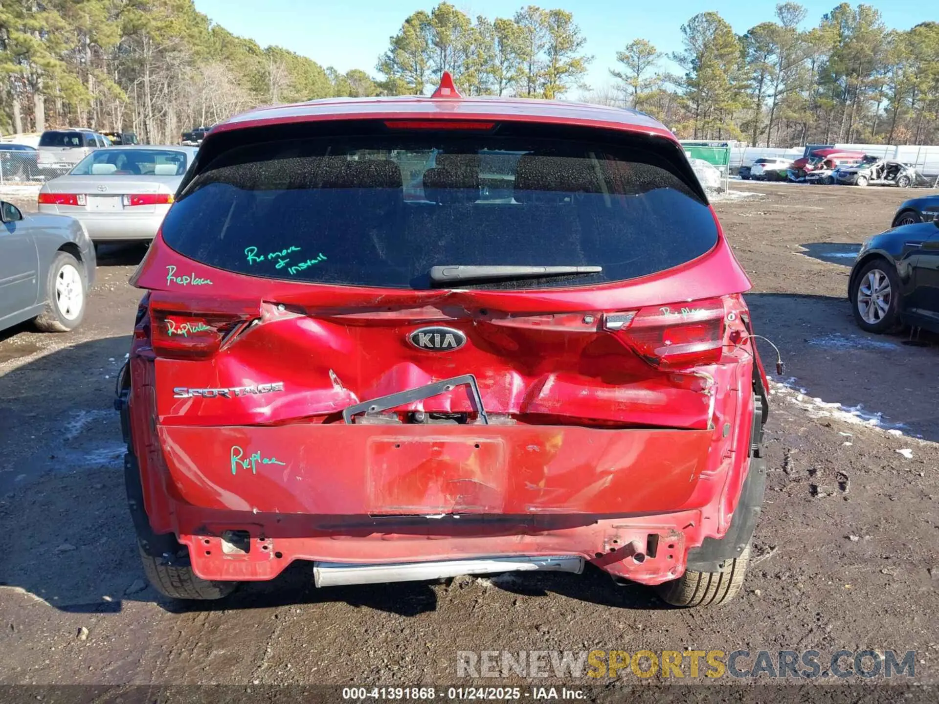 16 Photograph of a damaged car KNDPM3AC7L7829575 KIA SPORTAGE 2020