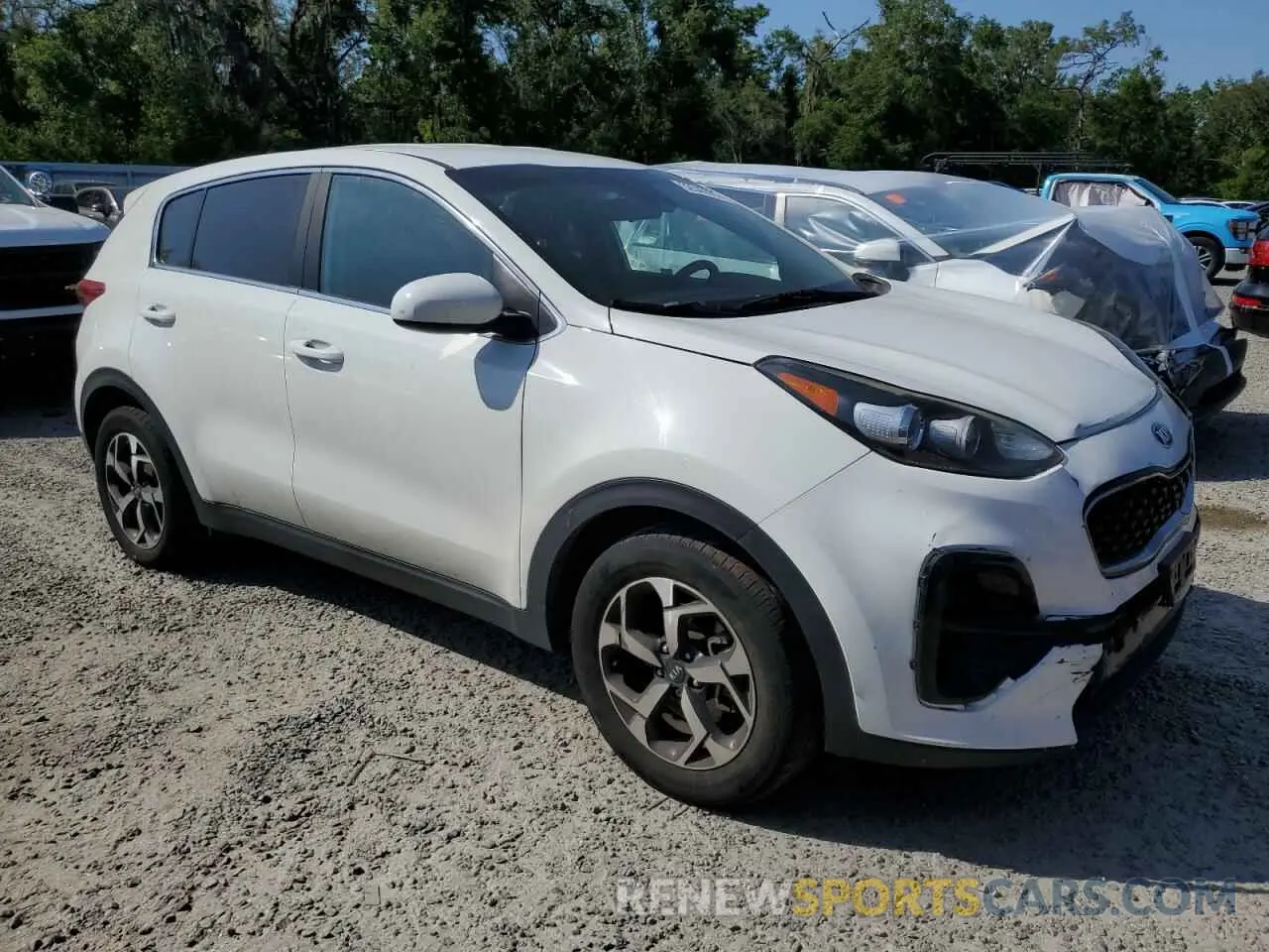 4 Photograph of a damaged car KNDPM3AC8L7638599 KIA SPORTAGE 2020