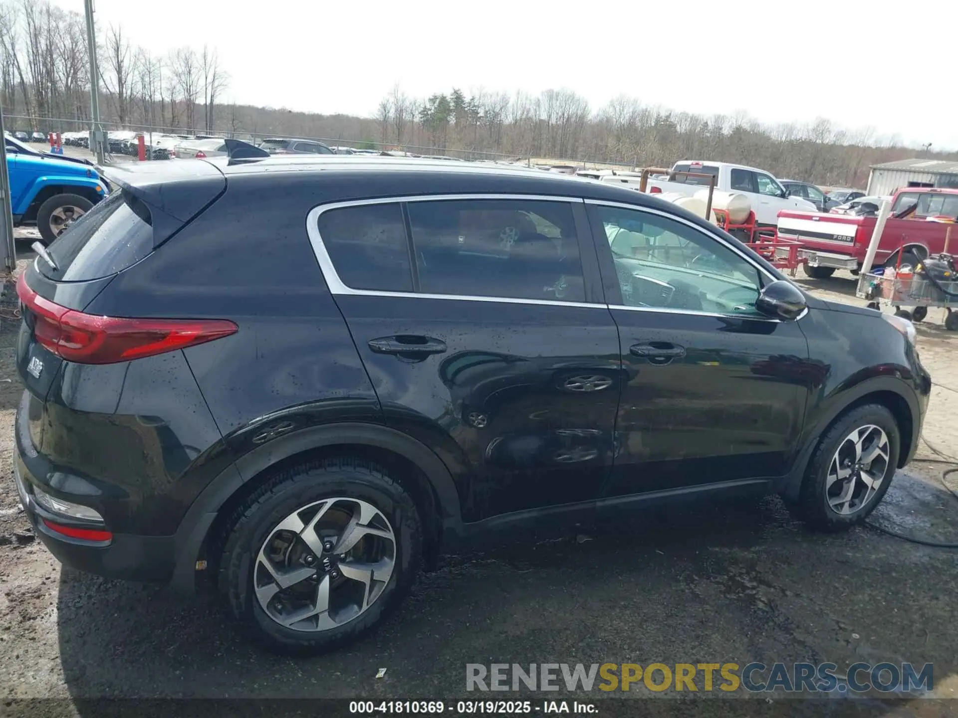14 Photograph of a damaged car KNDPM3AC8L7651658 KIA SPORTAGE 2020