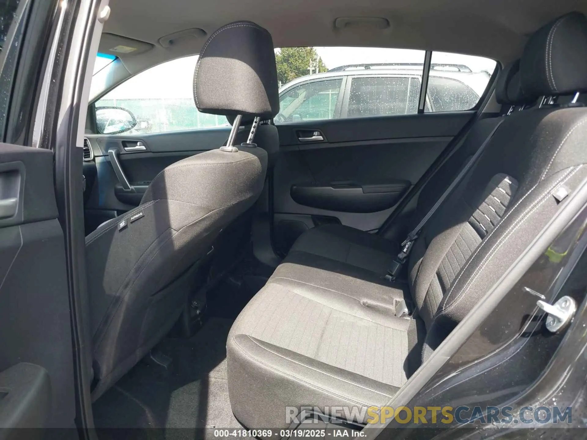 8 Photograph of a damaged car KNDPM3AC8L7651658 KIA SPORTAGE 2020