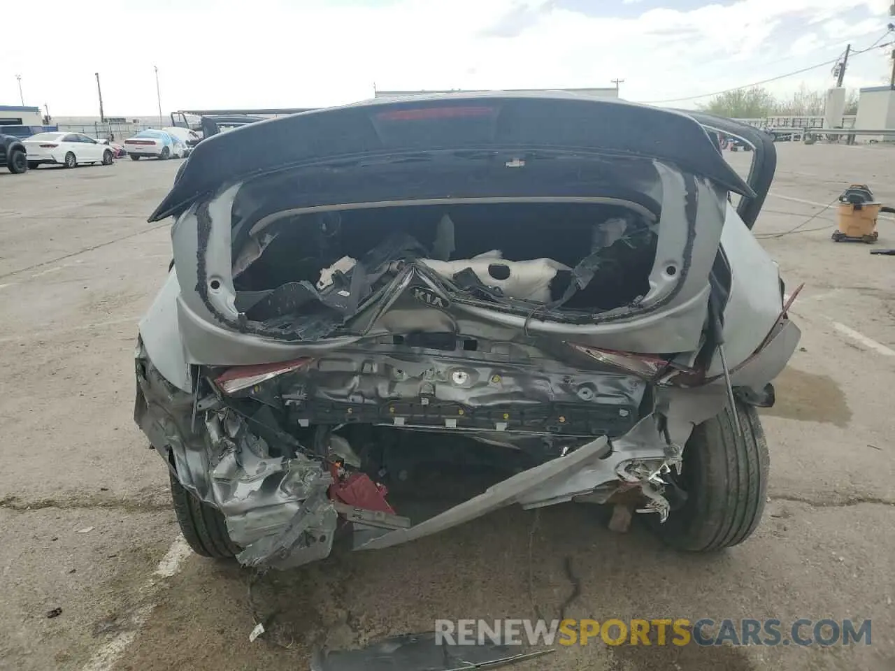 6 Photograph of a damaged car KNDPM3AC8L7652051 KIA SPORTAGE 2020