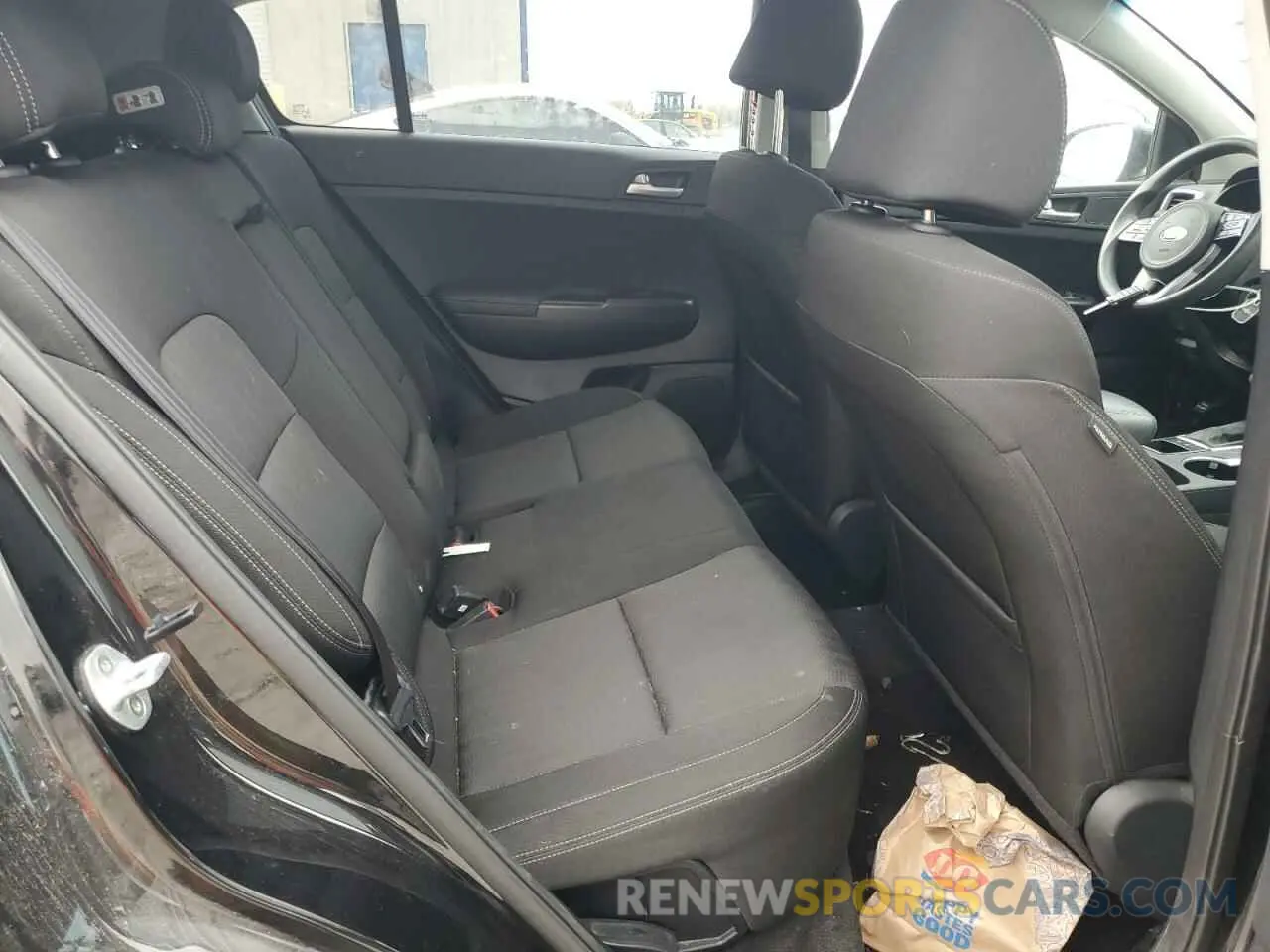 11 Photograph of a damaged car KNDPM3AC8L7707601 KIA SPORTAGE 2020