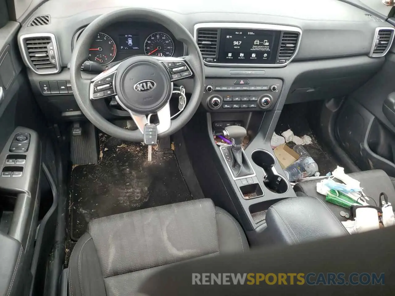 8 Photograph of a damaged car KNDPM3AC8L7707601 KIA SPORTAGE 2020