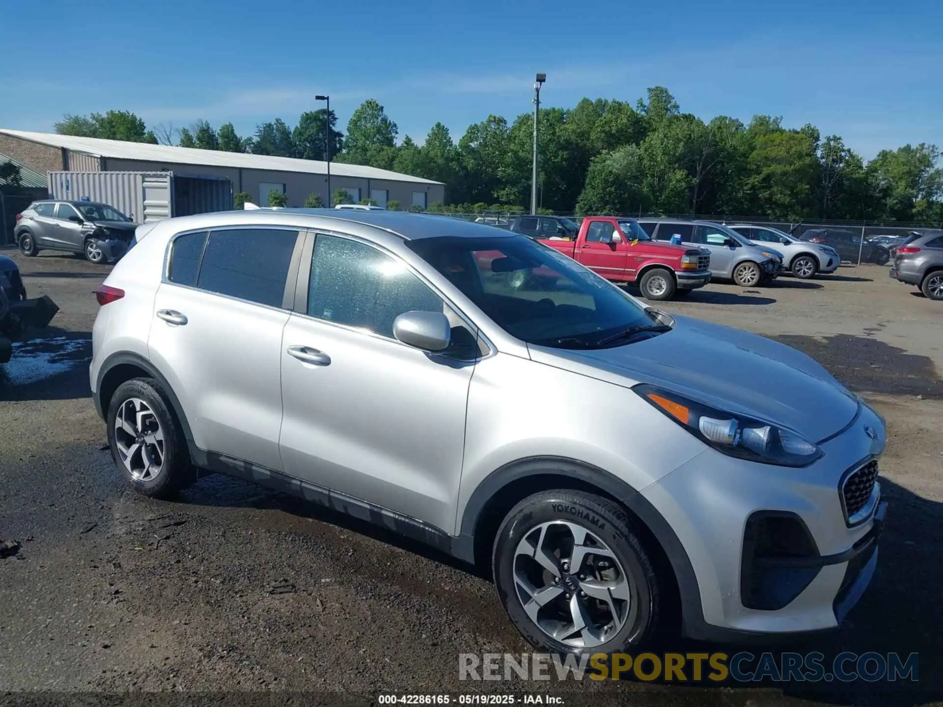 1 Photograph of a damaged car KNDPM3AC8L7720722 KIA SPORTAGE 2020