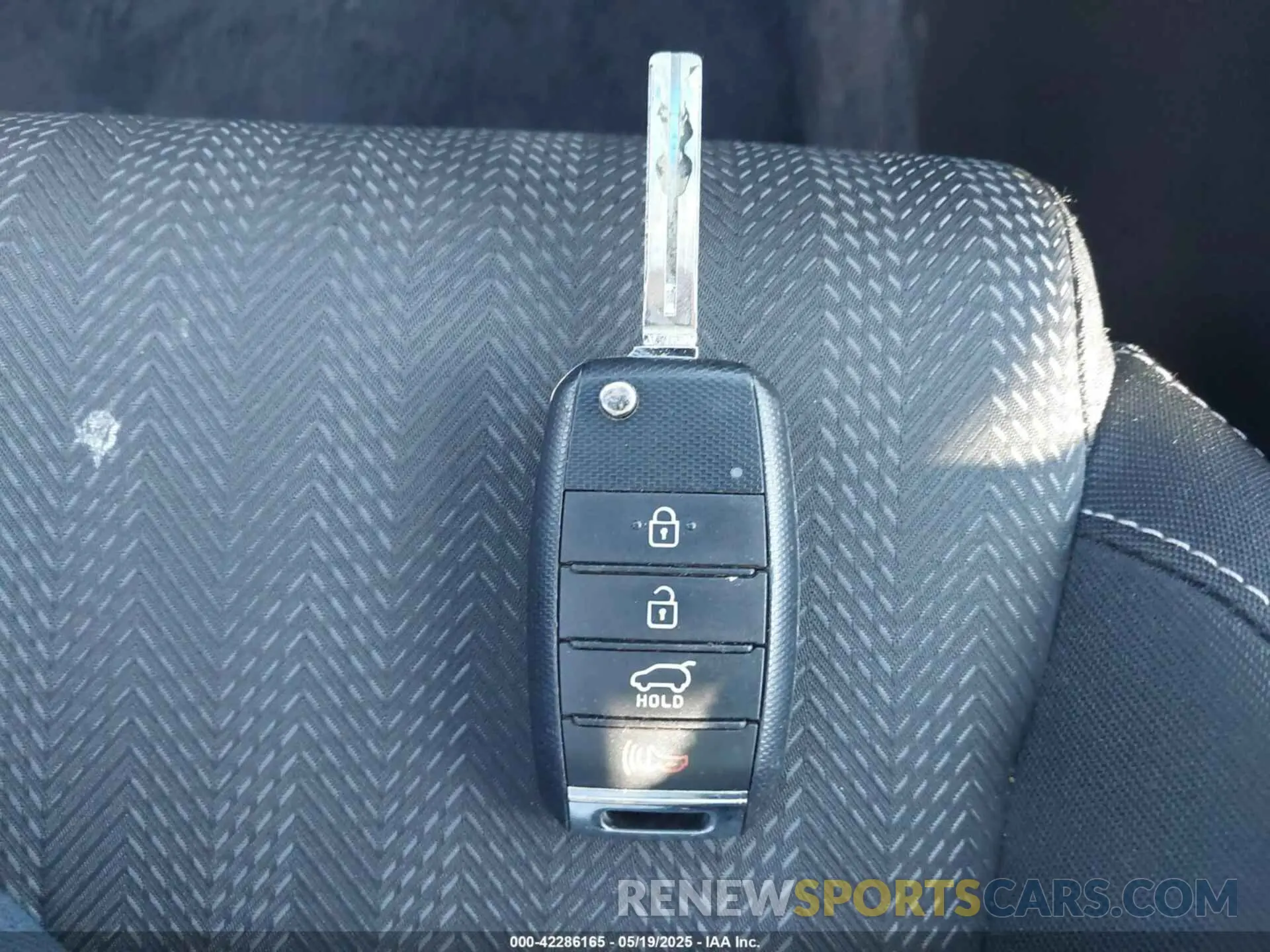 11 Photograph of a damaged car KNDPM3AC8L7720722 KIA SPORTAGE 2020