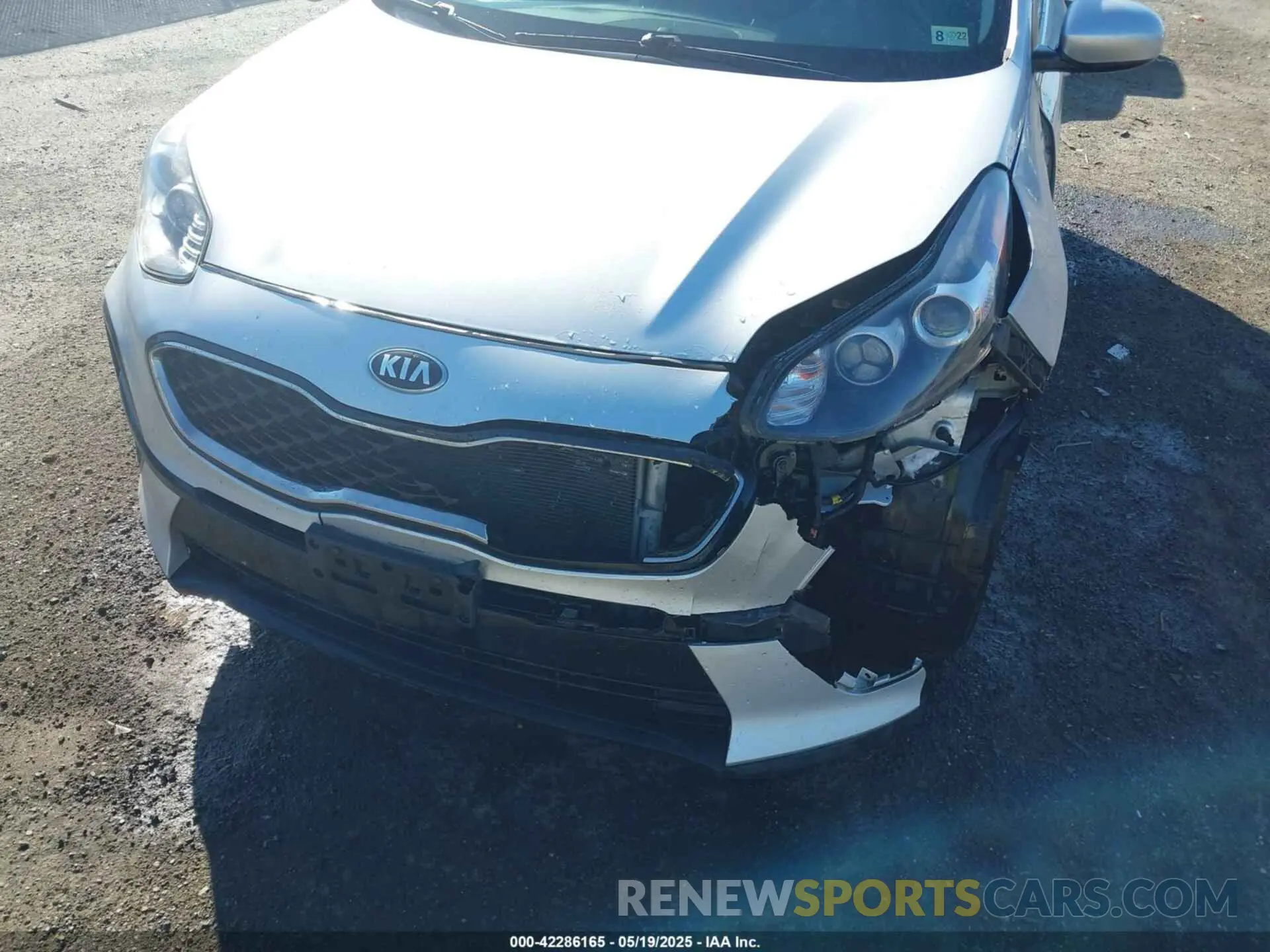 17 Photograph of a damaged car KNDPM3AC8L7720722 KIA SPORTAGE 2020