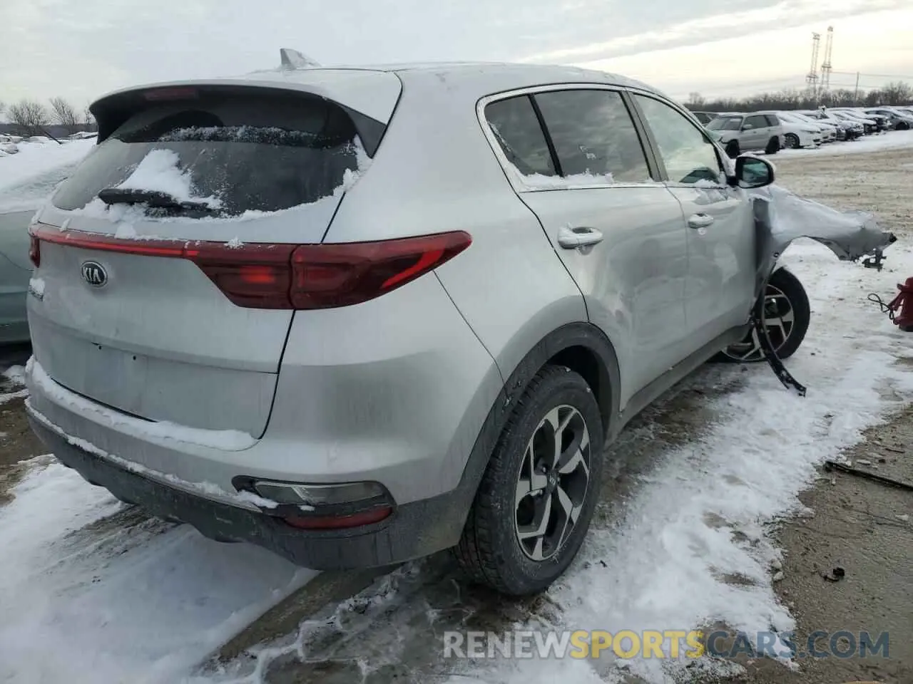 3 Photograph of a damaged car KNDPM3AC8L7757284 KIA SPORTAGE 2020