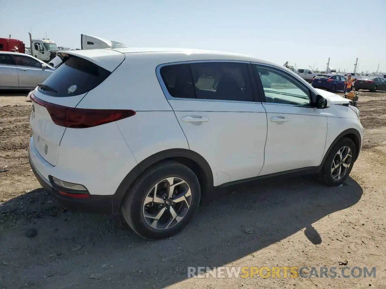 3 Photograph of a damaged car KNDPM3AC8L7775641 KIA SPORTAGE 2020
