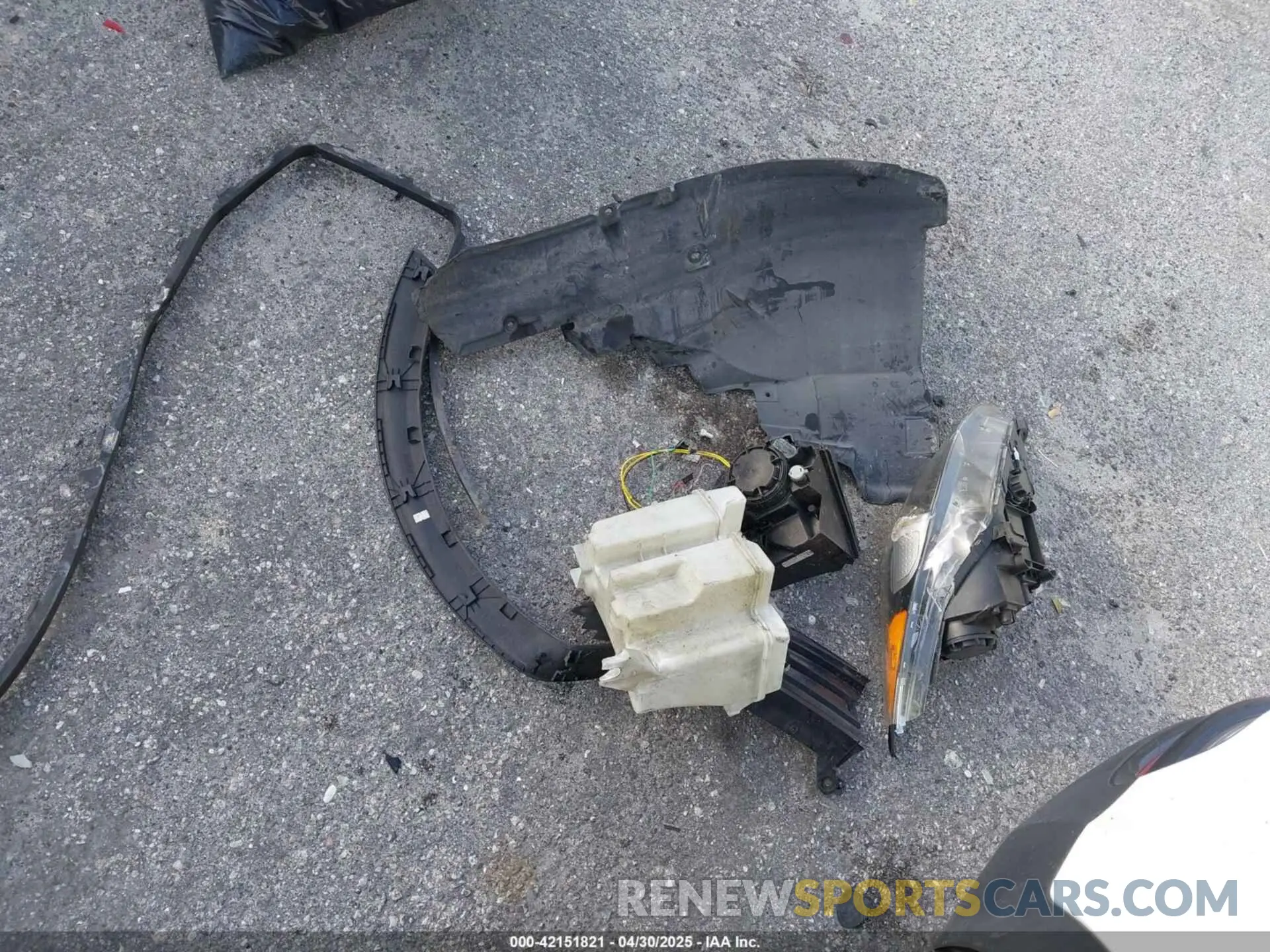 12 Photograph of a damaged car KNDPM3AC8L7781150 KIA SPORTAGE 2020
