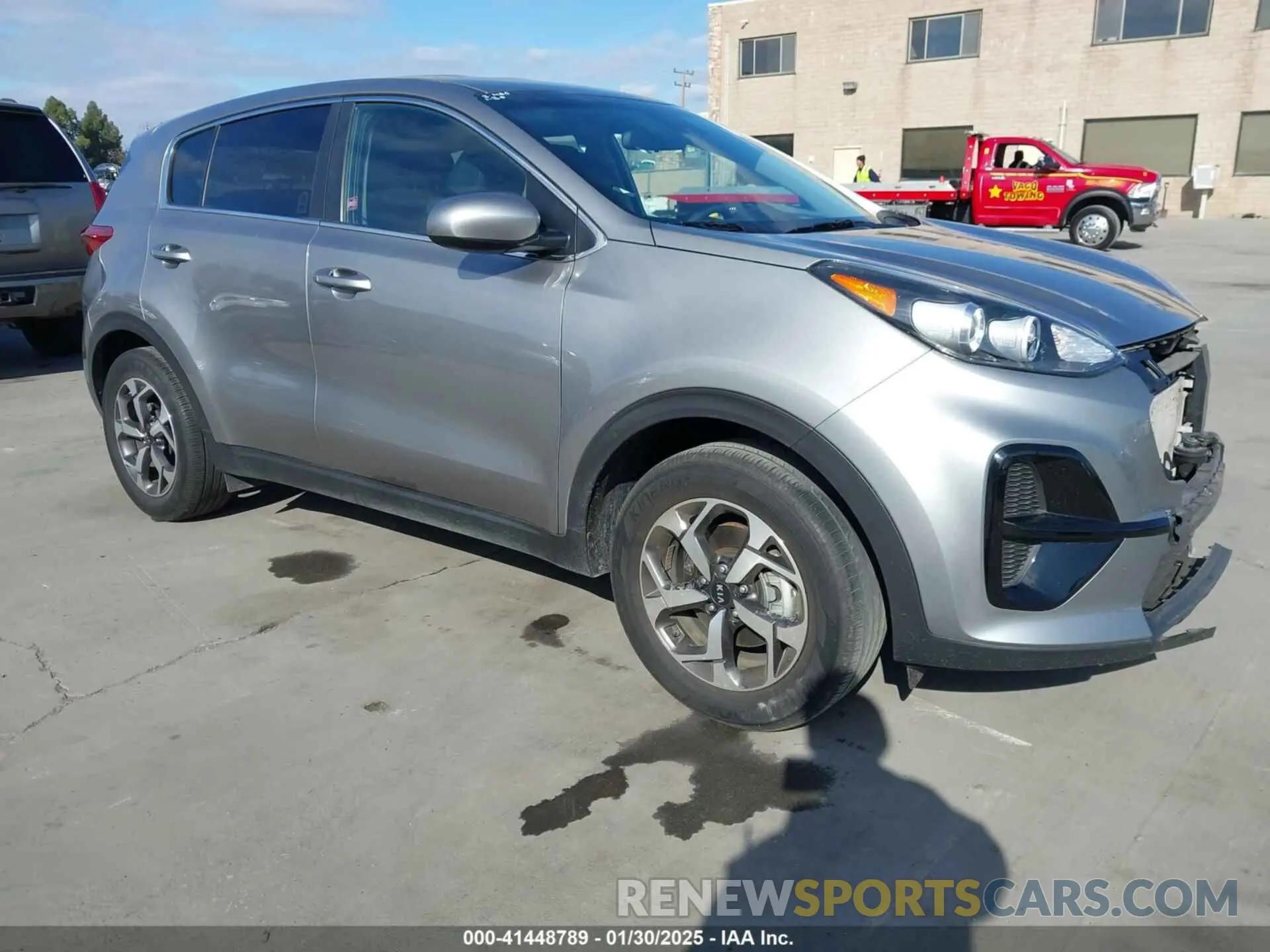 1 Photograph of a damaged car KNDPM3AC8L7792035 KIA SPORTAGE 2020