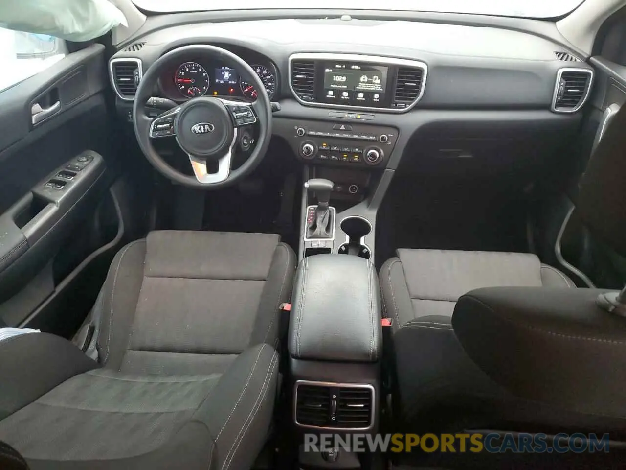 8 Photograph of a damaged car KNDPM3AC8L7822831 KIA SPORTAGE 2020