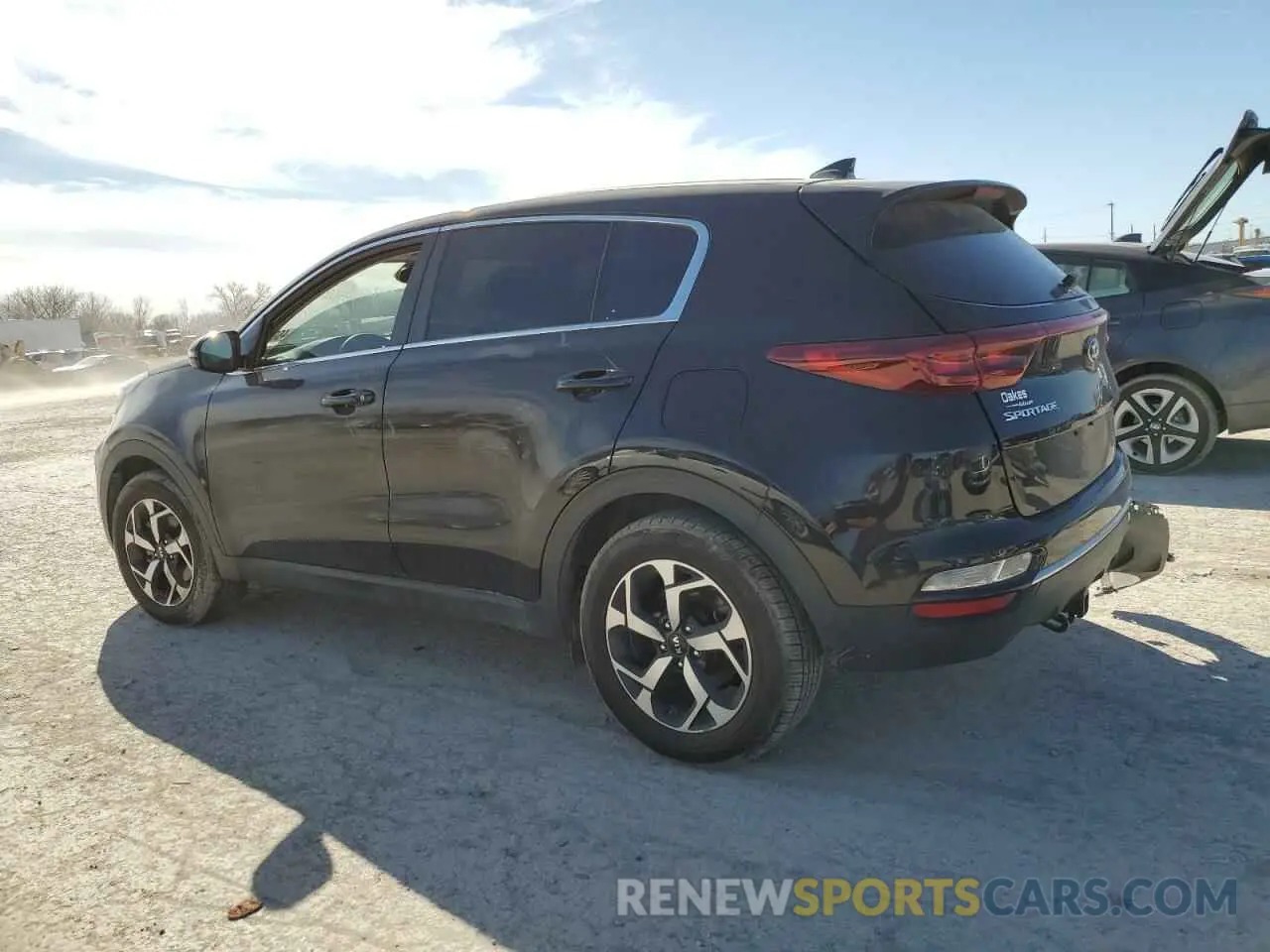 2 Photograph of a damaged car KNDPM3AC8L7824319 KIA SPORTAGE 2020
