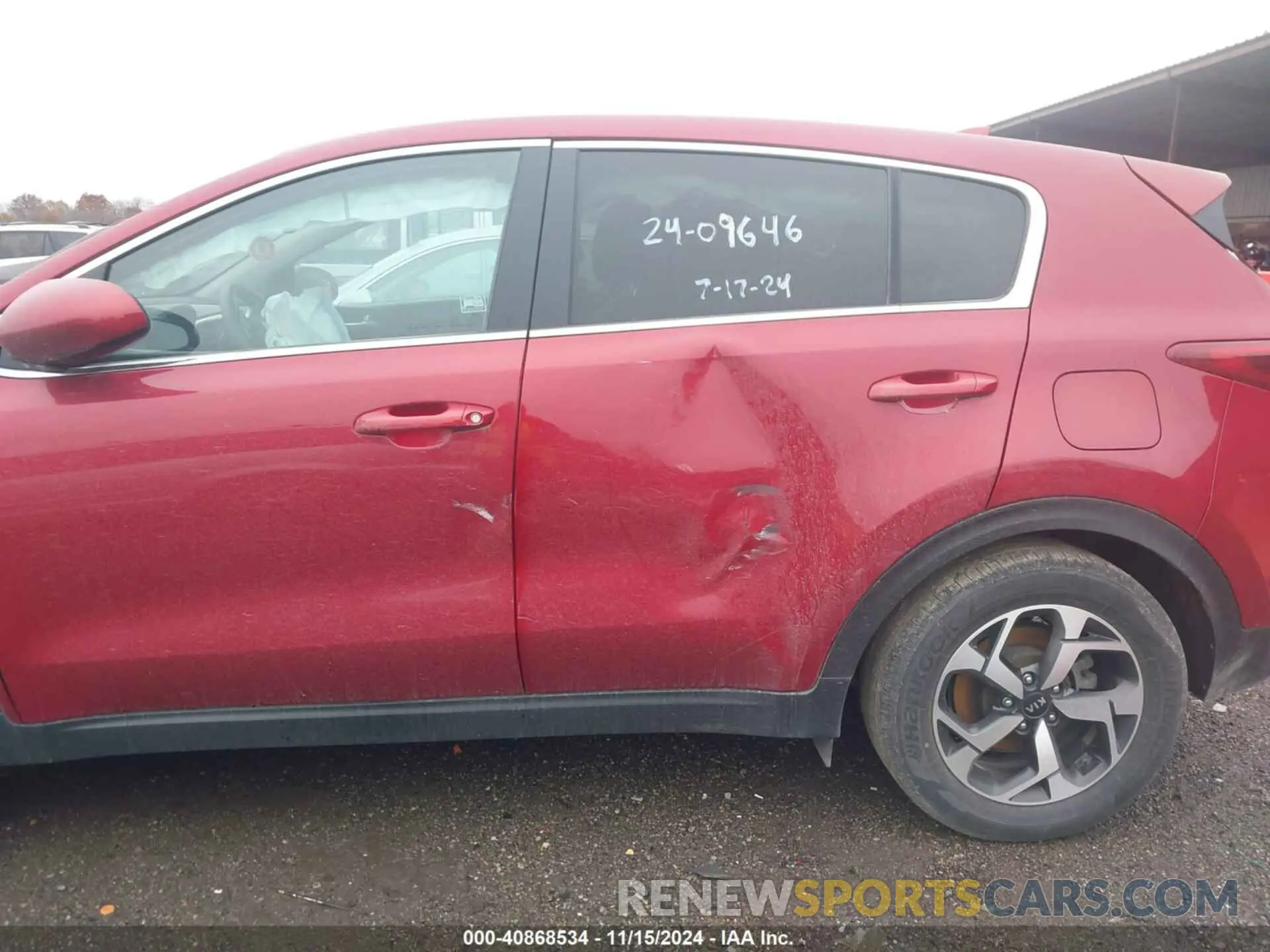 18 Photograph of a damaged car KNDPM3AC8L7840519 KIA SPORTAGE 2020