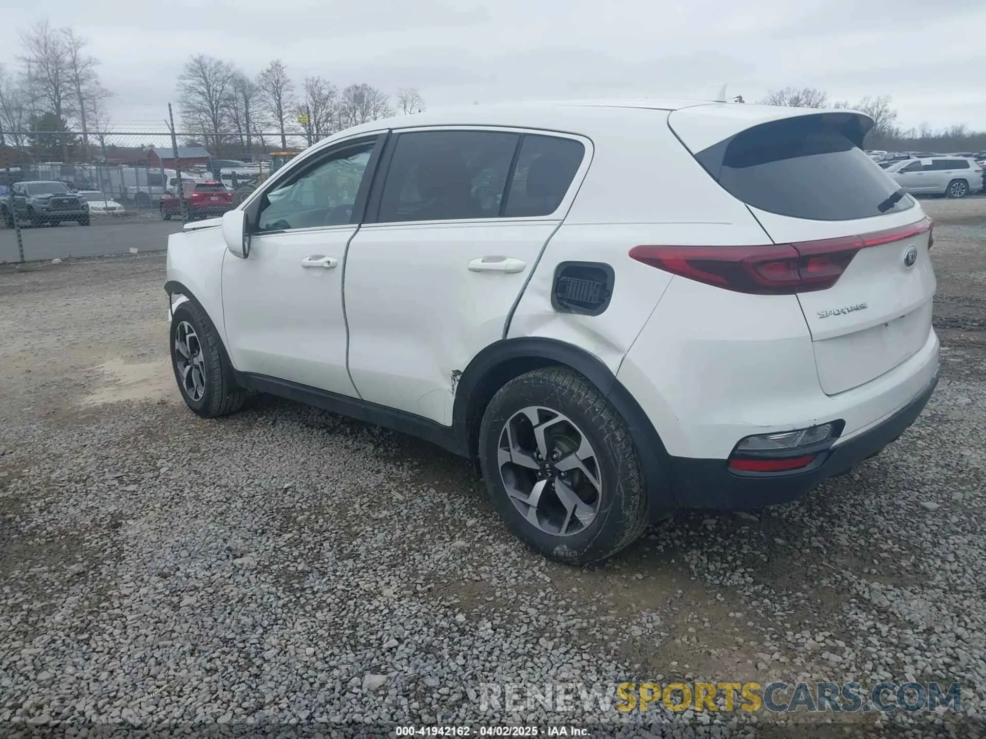 3 Photograph of a damaged car KNDPM3AC9L7693983 KIA SPORTAGE 2020