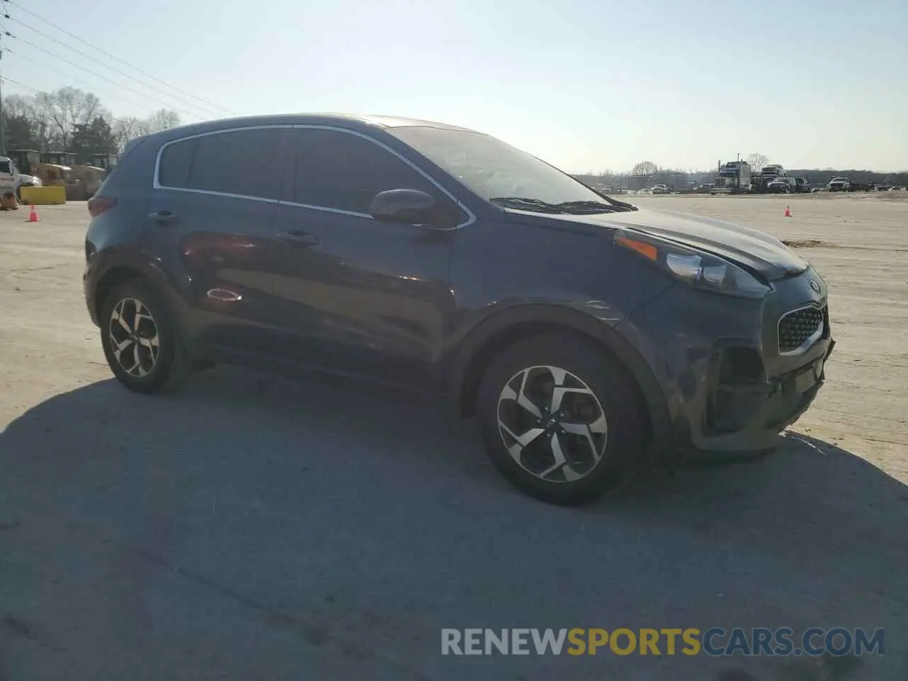 4 Photograph of a damaged car KNDPM3AC9L7727033 KIA SPORTAGE 2020