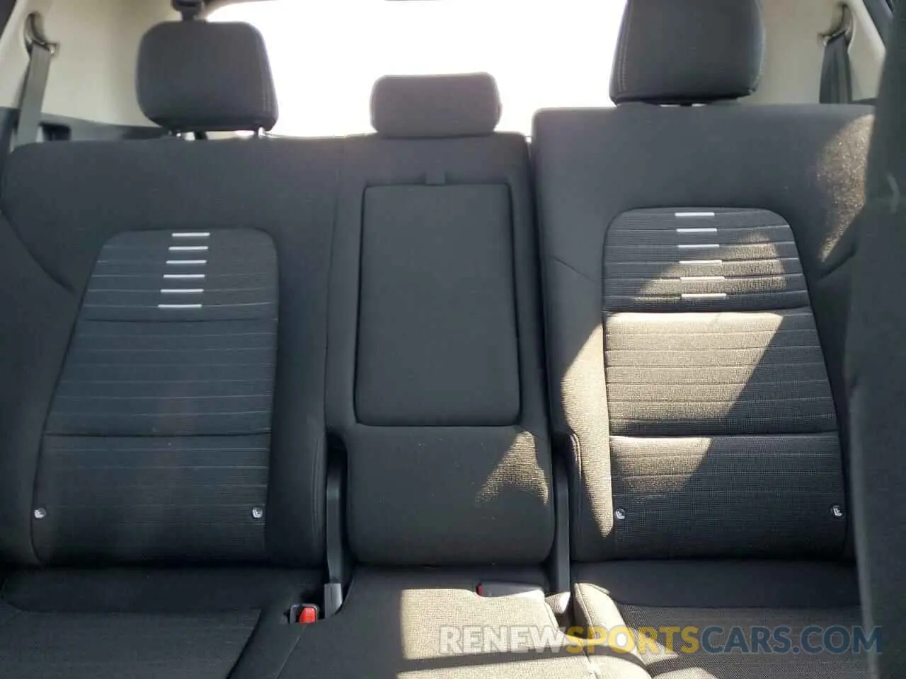 10 Photograph of a damaged car KNDPM3AC9L7755656 KIA SPORTAGE 2020