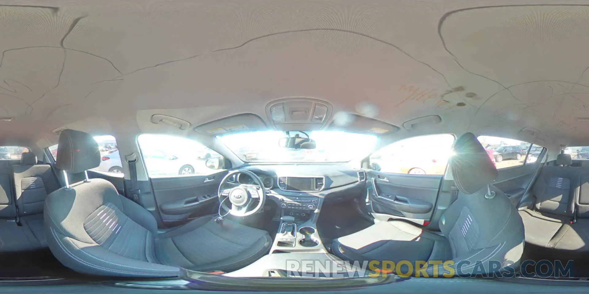 15 Photograph of a damaged car KNDPM3AC9L7755656 KIA SPORTAGE 2020