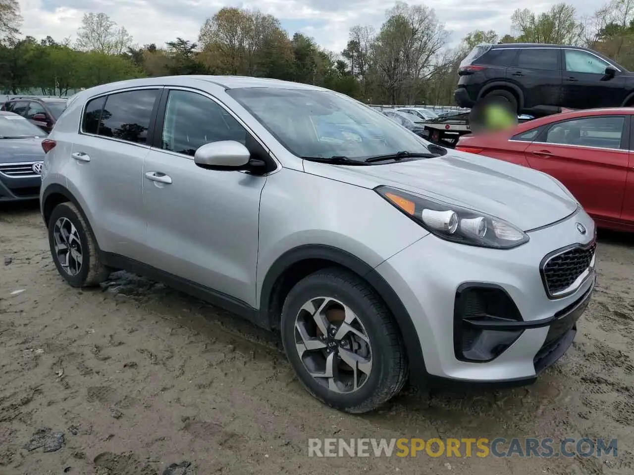 4 Photograph of a damaged car KNDPM3AC9L7779553 KIA SPORTAGE 2020