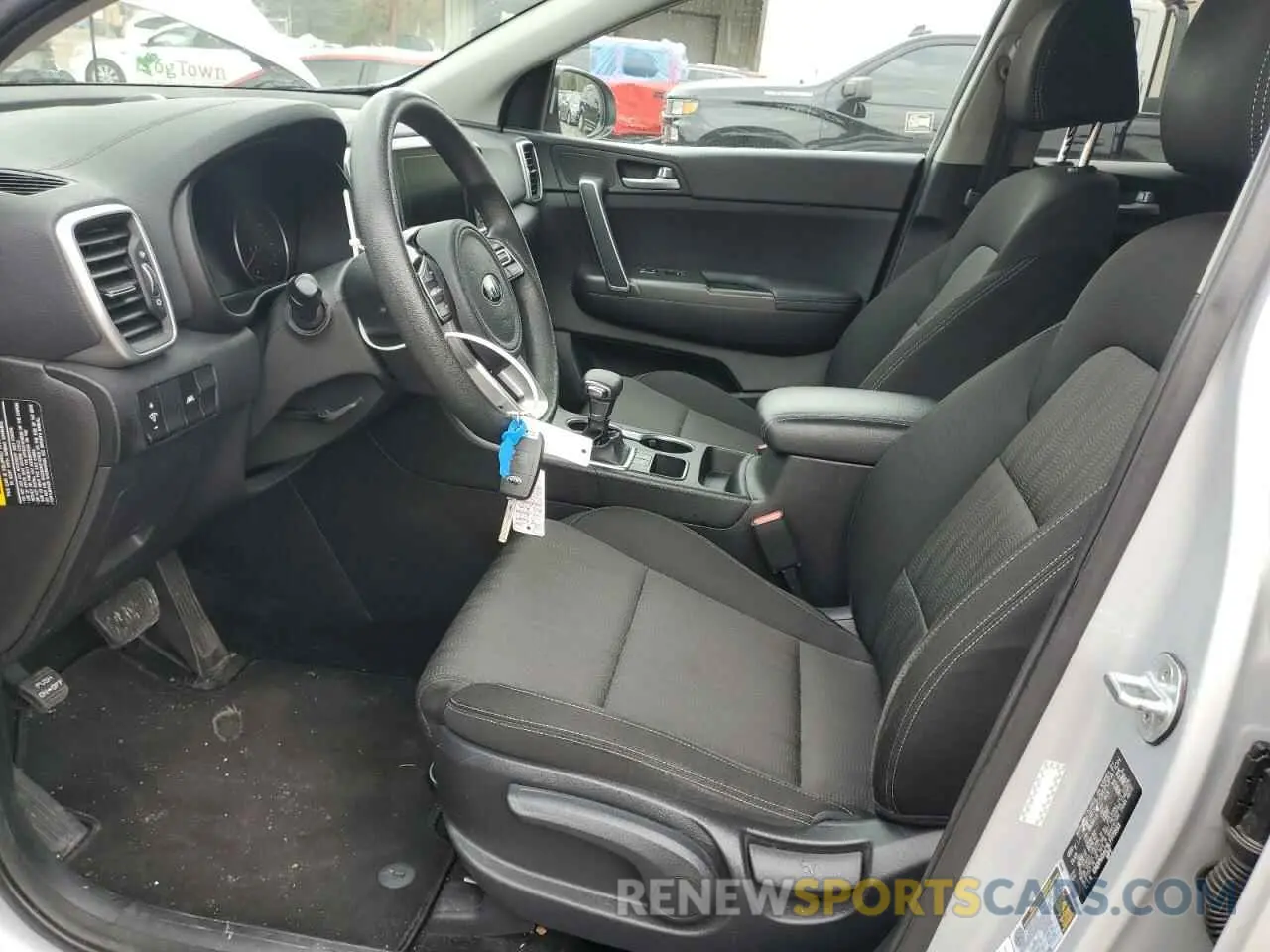 7 Photograph of a damaged car KNDPM3AC9L7779553 KIA SPORTAGE 2020