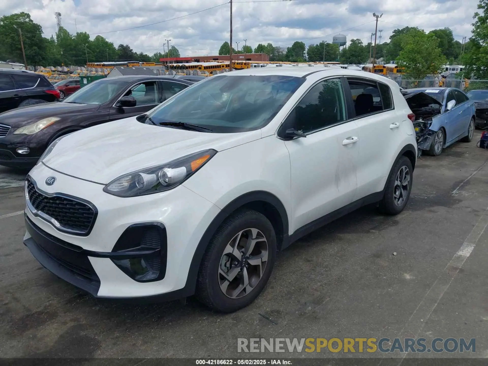 2 Photograph of a damaged car KNDPM3AC9L7779570 KIA SPORTAGE 2020