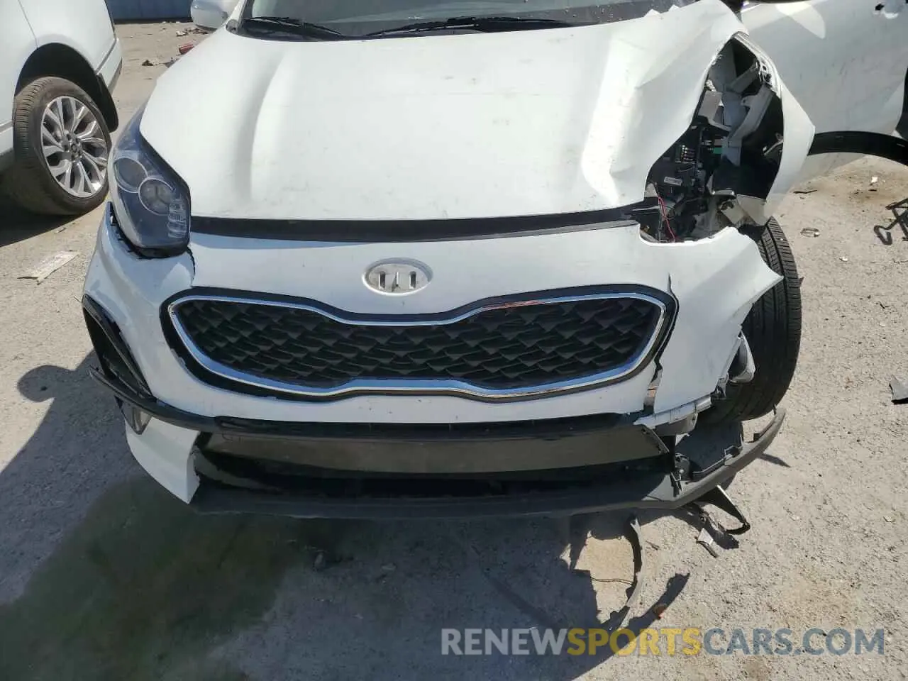 12 Photograph of a damaged car KNDPM3AC9L7787460 KIA SPORTAGE 2020