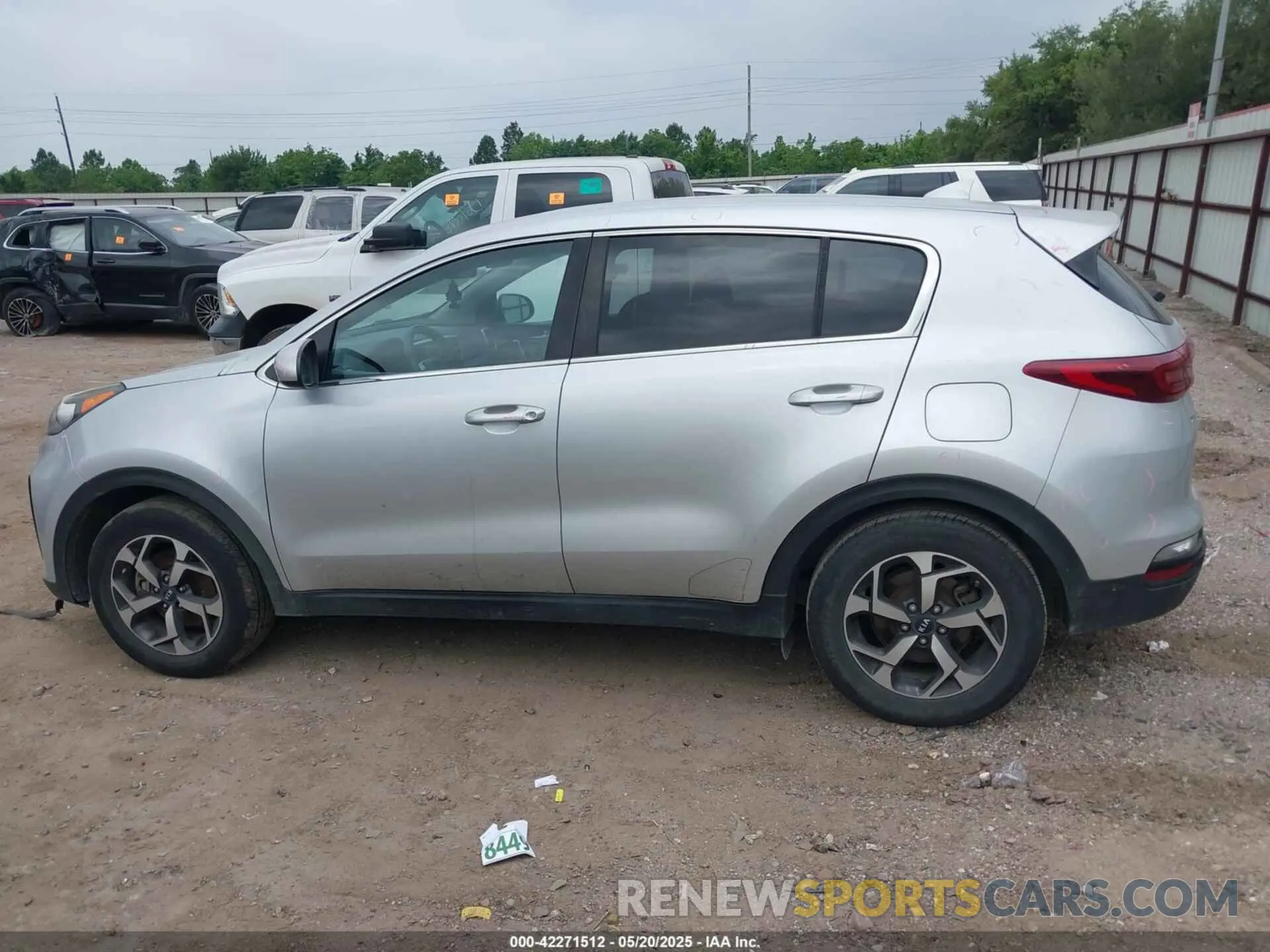 15 Photograph of a damaged car KNDPM3AC9L7810199 KIA SPORTAGE 2020