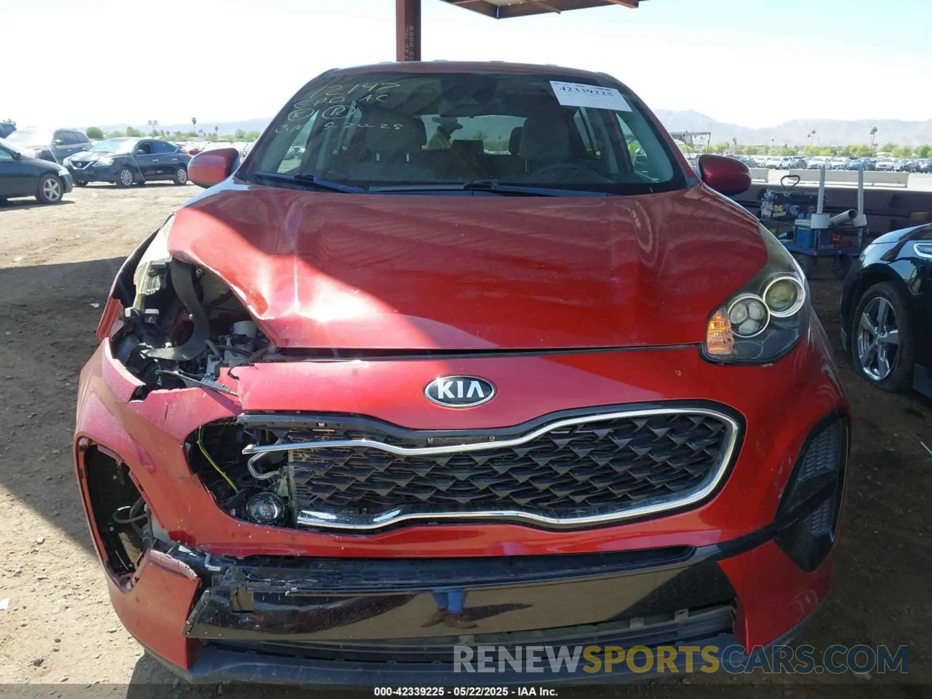 12 Photograph of a damaged car KNDPM3AC9L7817282 KIA SPORTAGE 2020