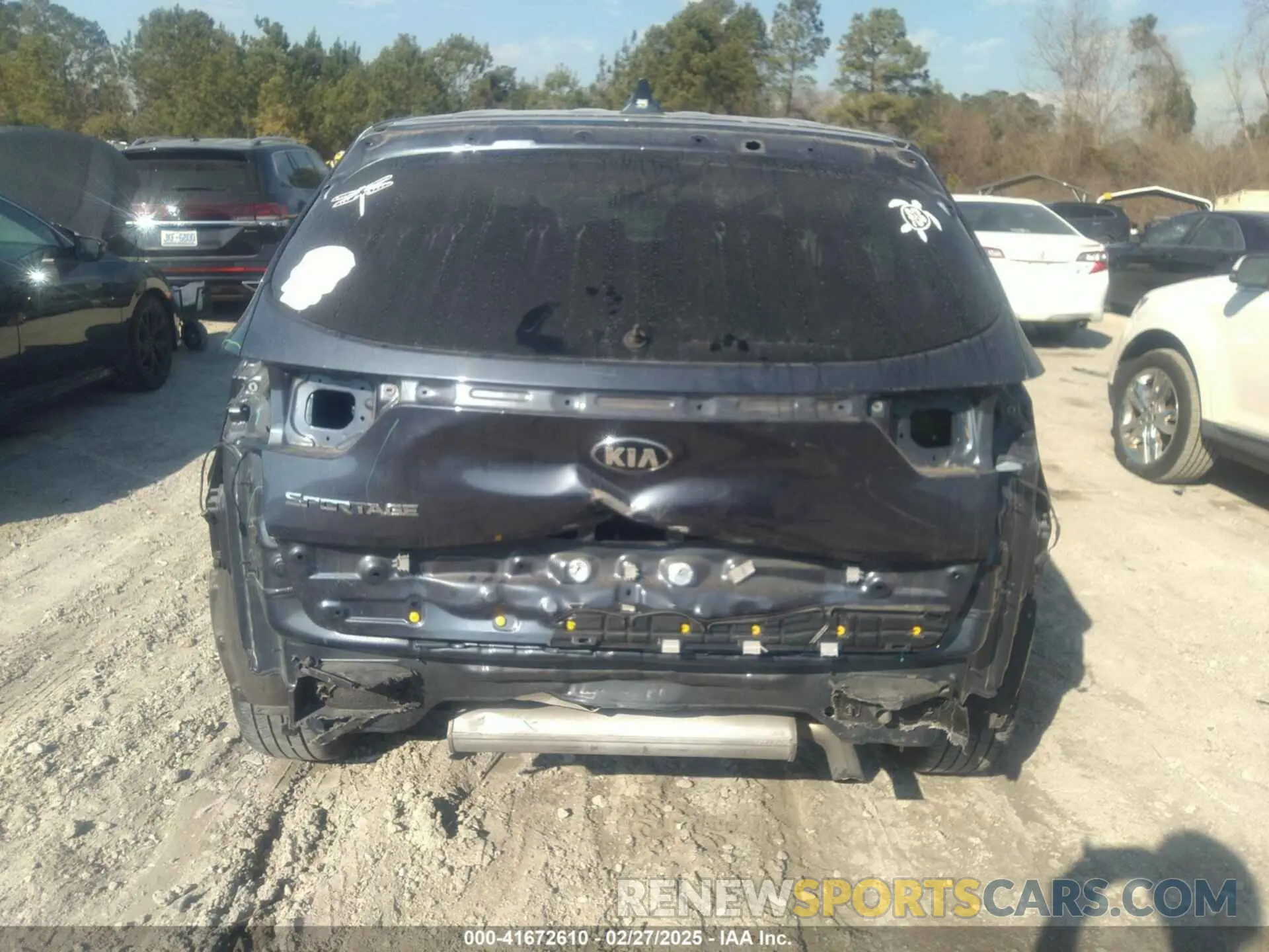 6 Photograph of a damaged car KNDPM3AC9L7830341 KIA SPORTAGE 2020