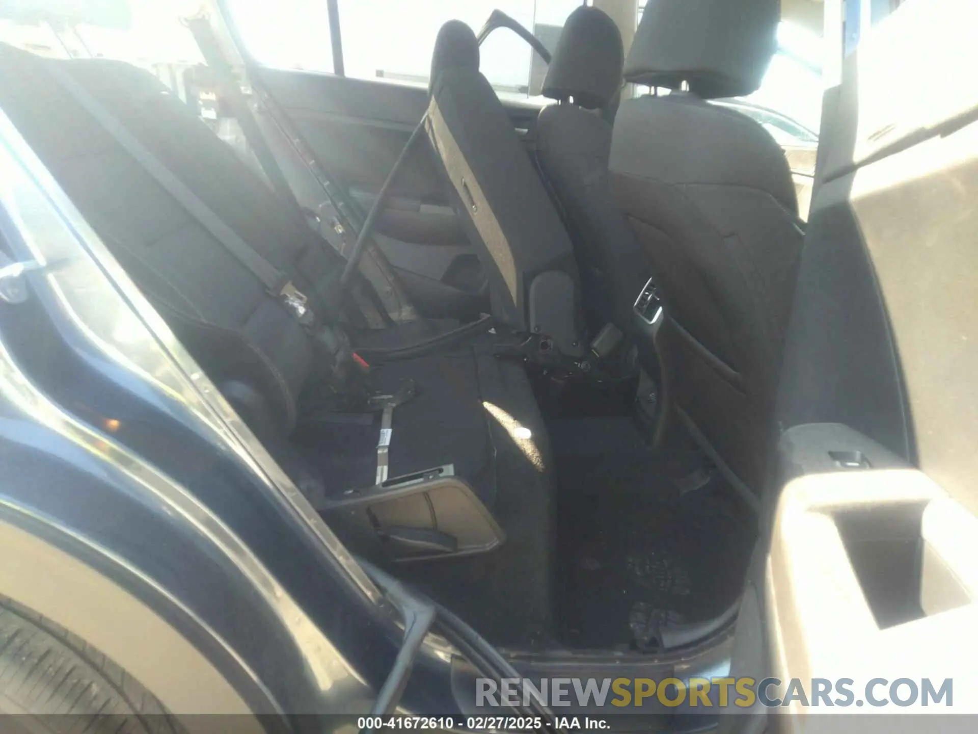 8 Photograph of a damaged car KNDPM3AC9L7830341 KIA SPORTAGE 2020