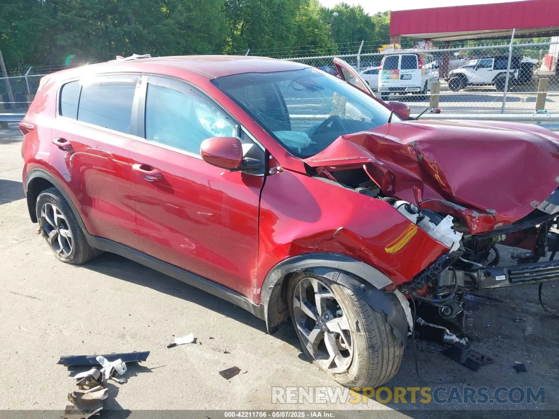 1 Photograph of a damaged car KNDPM3AC9L7835944 KIA SPORTAGE 2020