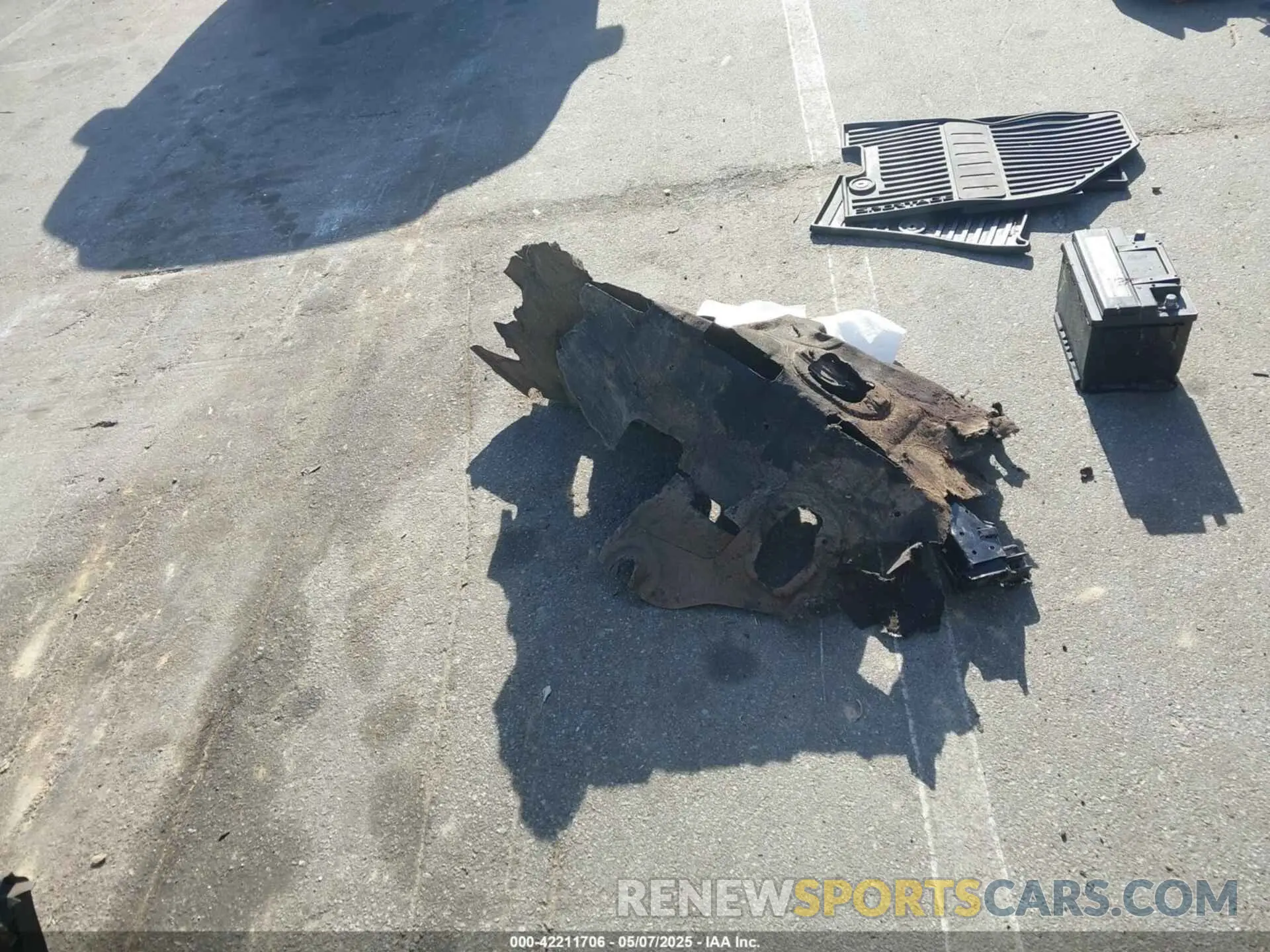 11 Photograph of a damaged car KNDPM3AC9L7835944 KIA SPORTAGE 2020