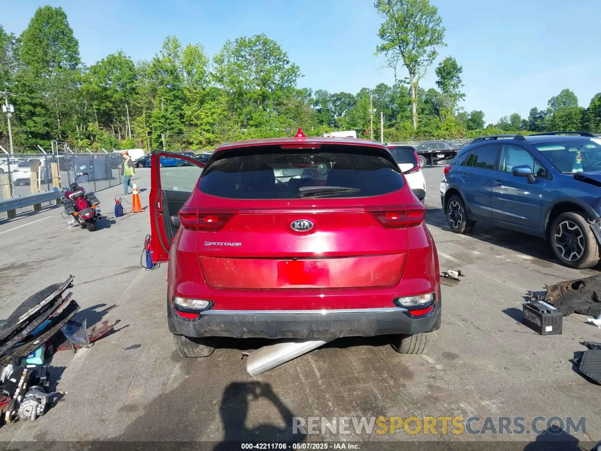 16 Photograph of a damaged car KNDPM3AC9L7835944 KIA SPORTAGE 2020