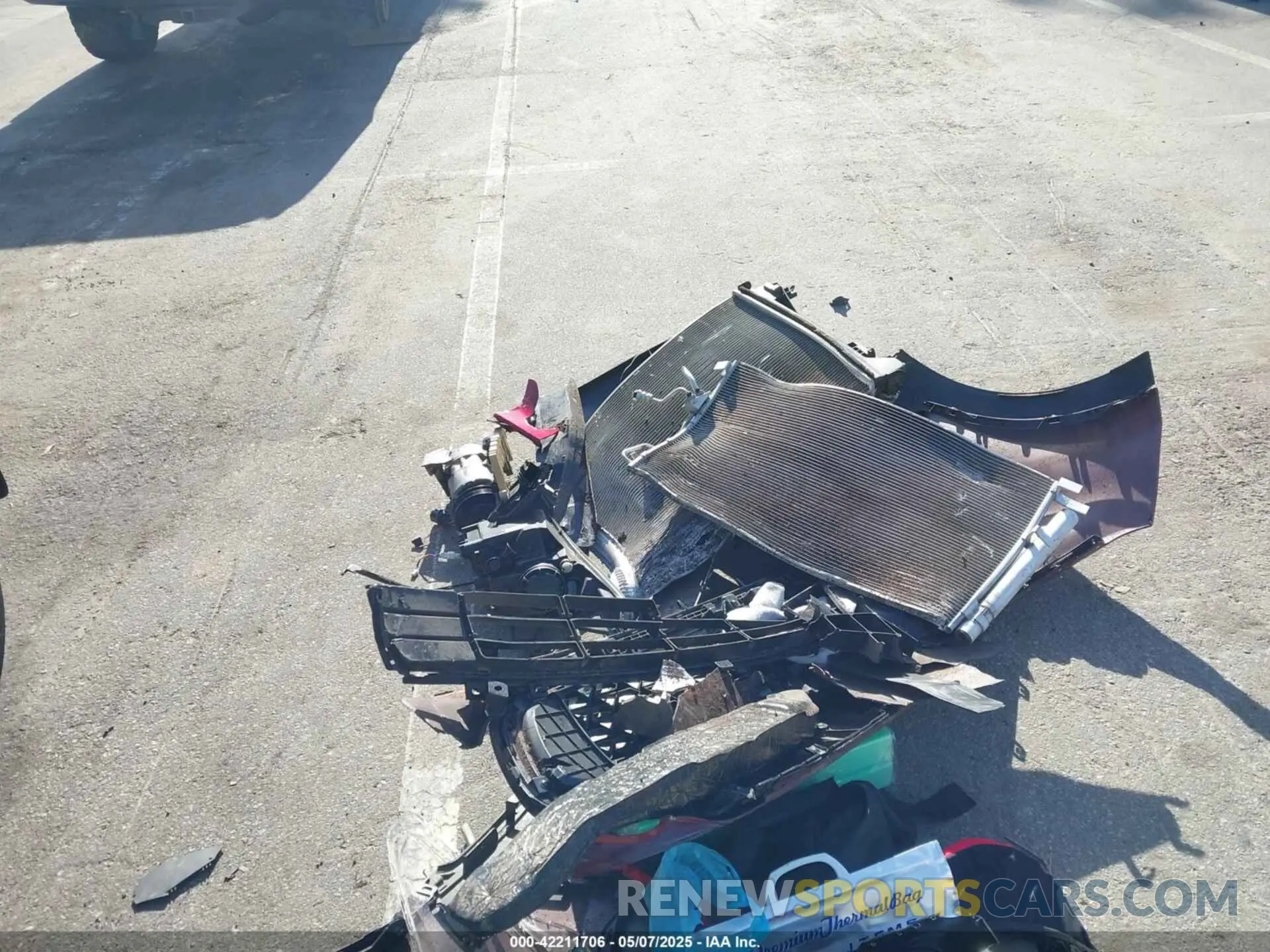 17 Photograph of a damaged car KNDPM3AC9L7835944 KIA SPORTAGE 2020