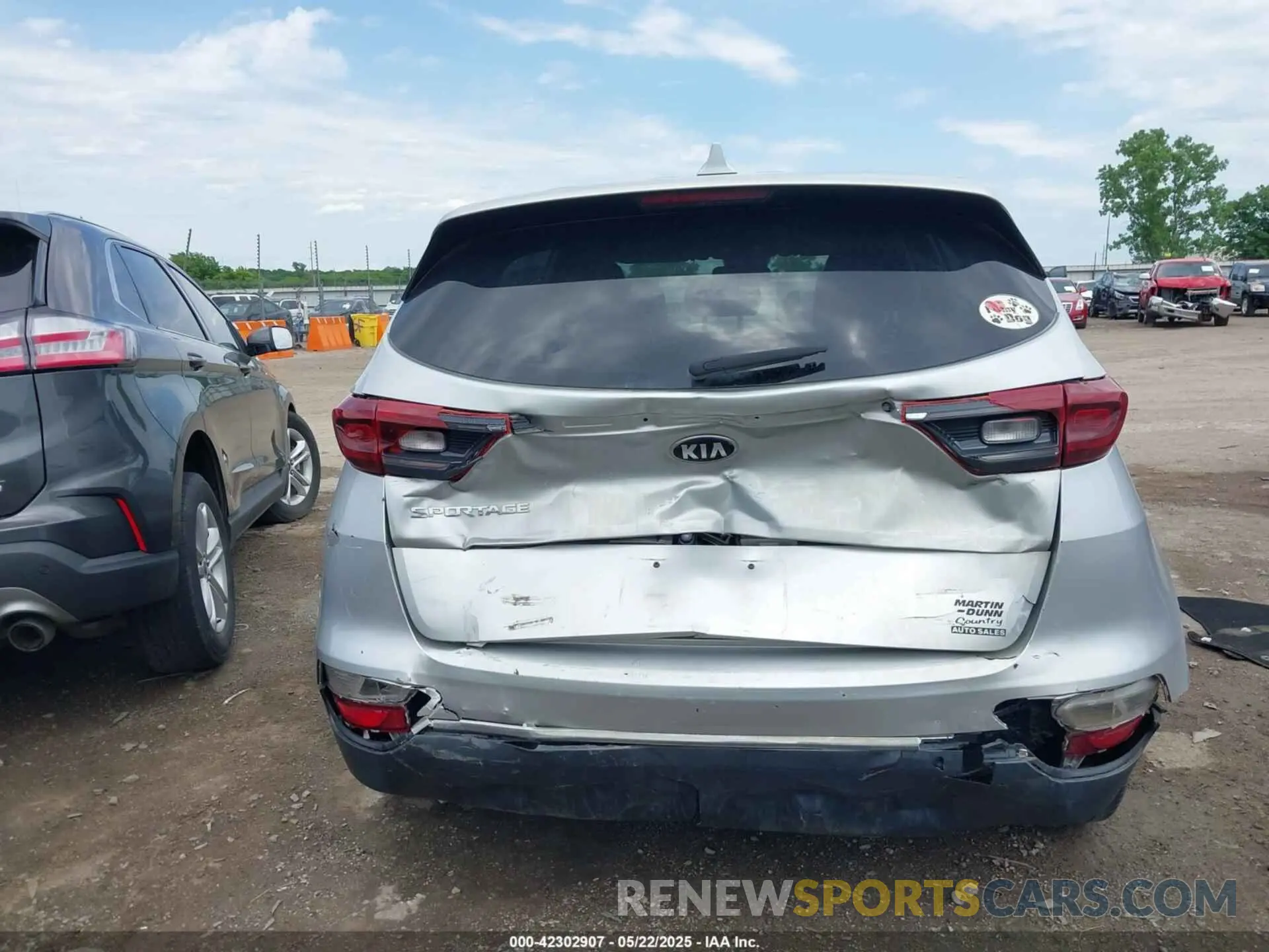 15 Photograph of a damaged car KNDPM3ACXL7640709 KIA SPORTAGE 2020