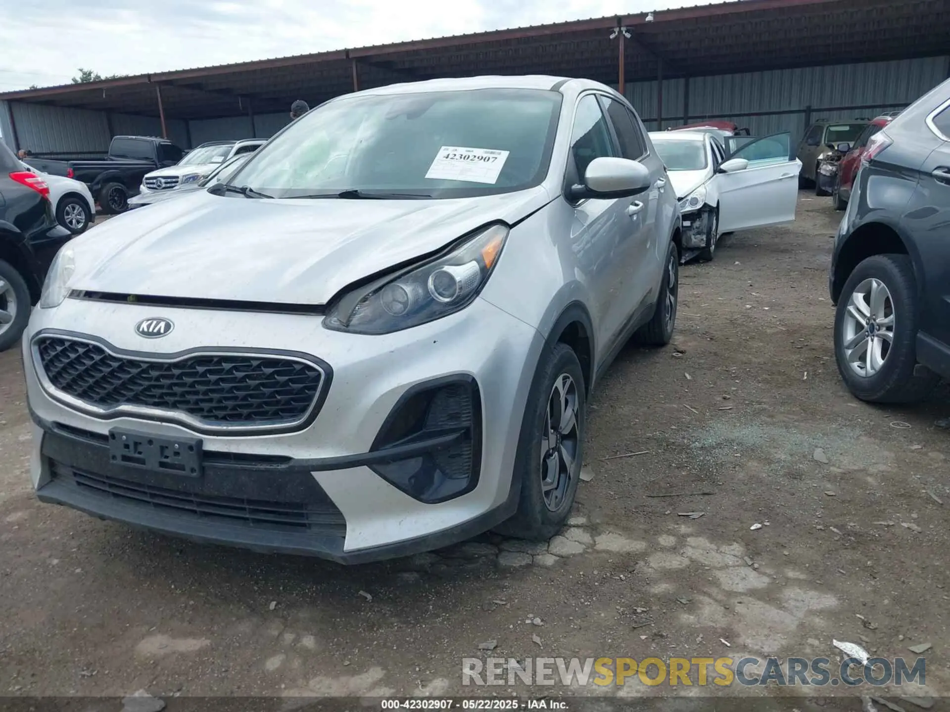 2 Photograph of a damaged car KNDPM3ACXL7640709 KIA SPORTAGE 2020