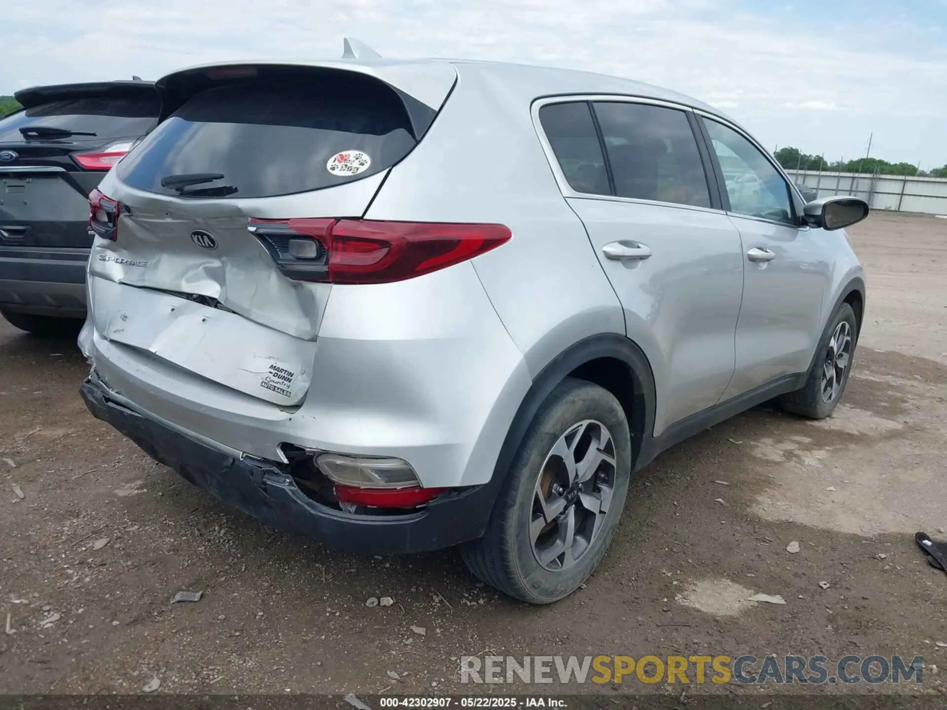 4 Photograph of a damaged car KNDPM3ACXL7640709 KIA SPORTAGE 2020