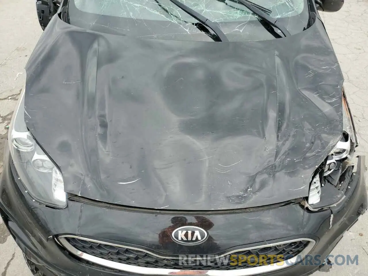 12 Photograph of a damaged car KNDPM3ACXL7643982 KIA SPORTAGE 2020