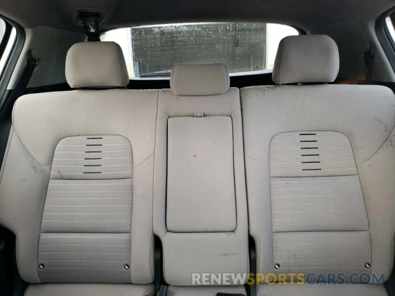 10 Photograph of a damaged car KNDPM3ACXL7685407 KIA SPORTAGE 2020