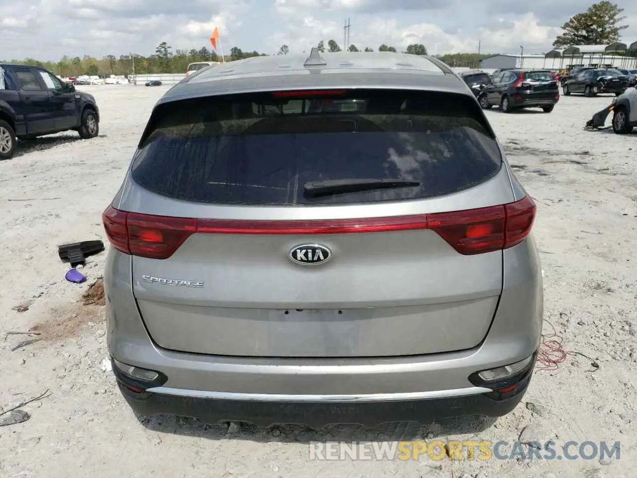 6 Photograph of a damaged car KNDPM3ACXL7724089 KIA SPORTAGE 2020