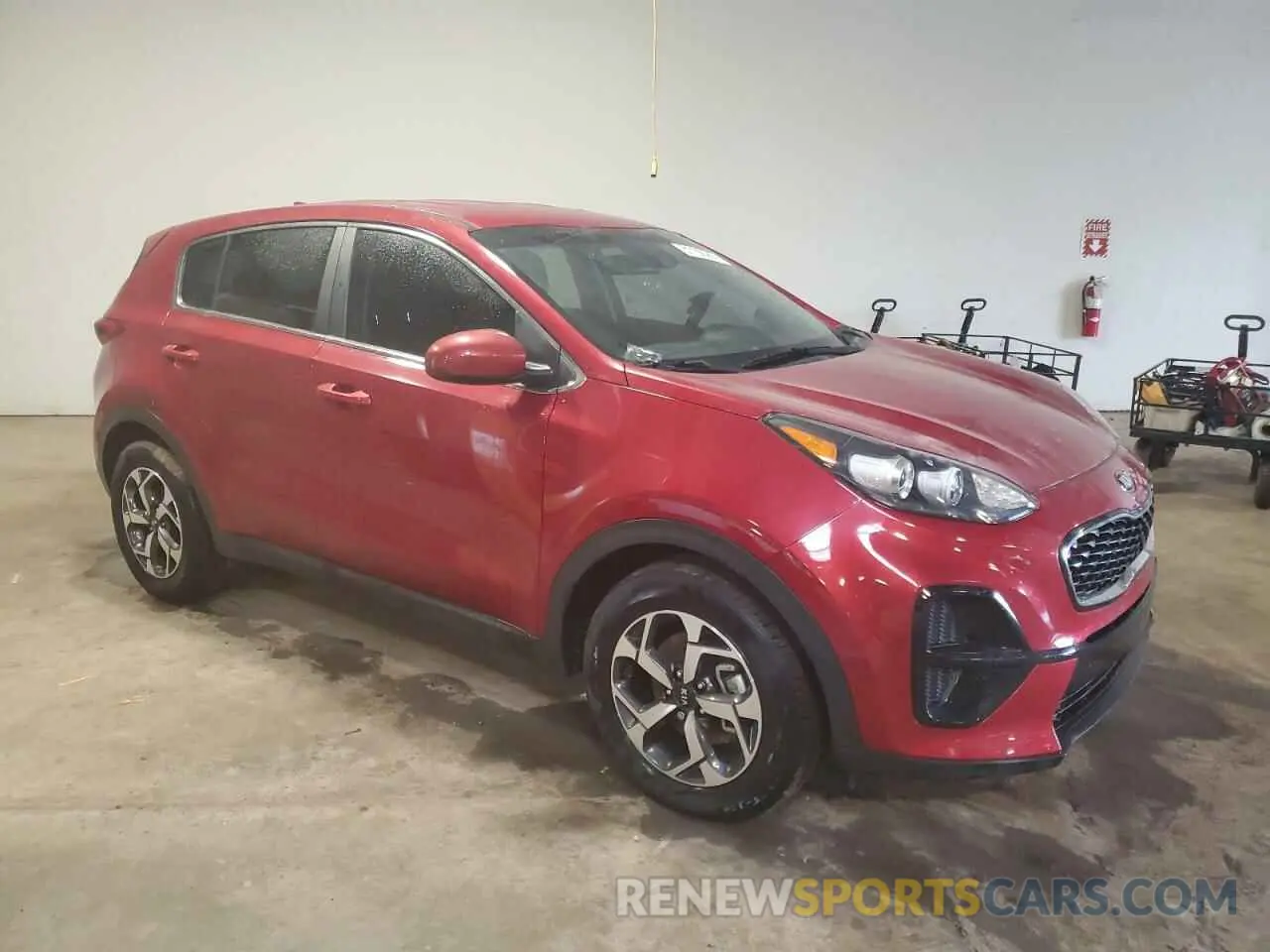 4 Photograph of a damaged car KNDPM3ACXL7725095 KIA SPORTAGE 2020