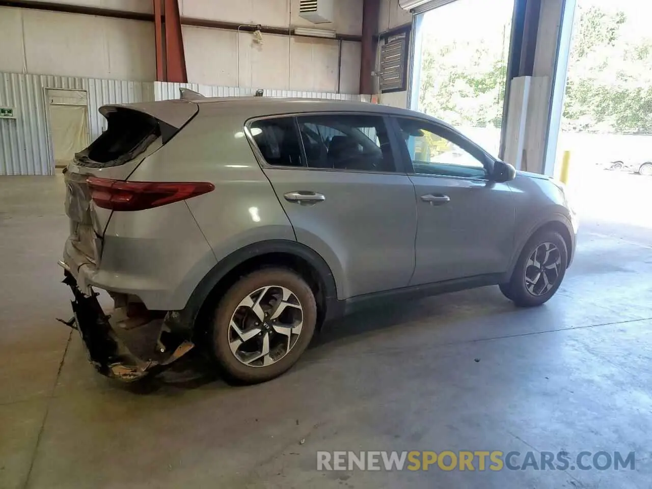 3 Photograph of a damaged car KNDPM3ACXL7775608 KIA SPORTAGE 2020
