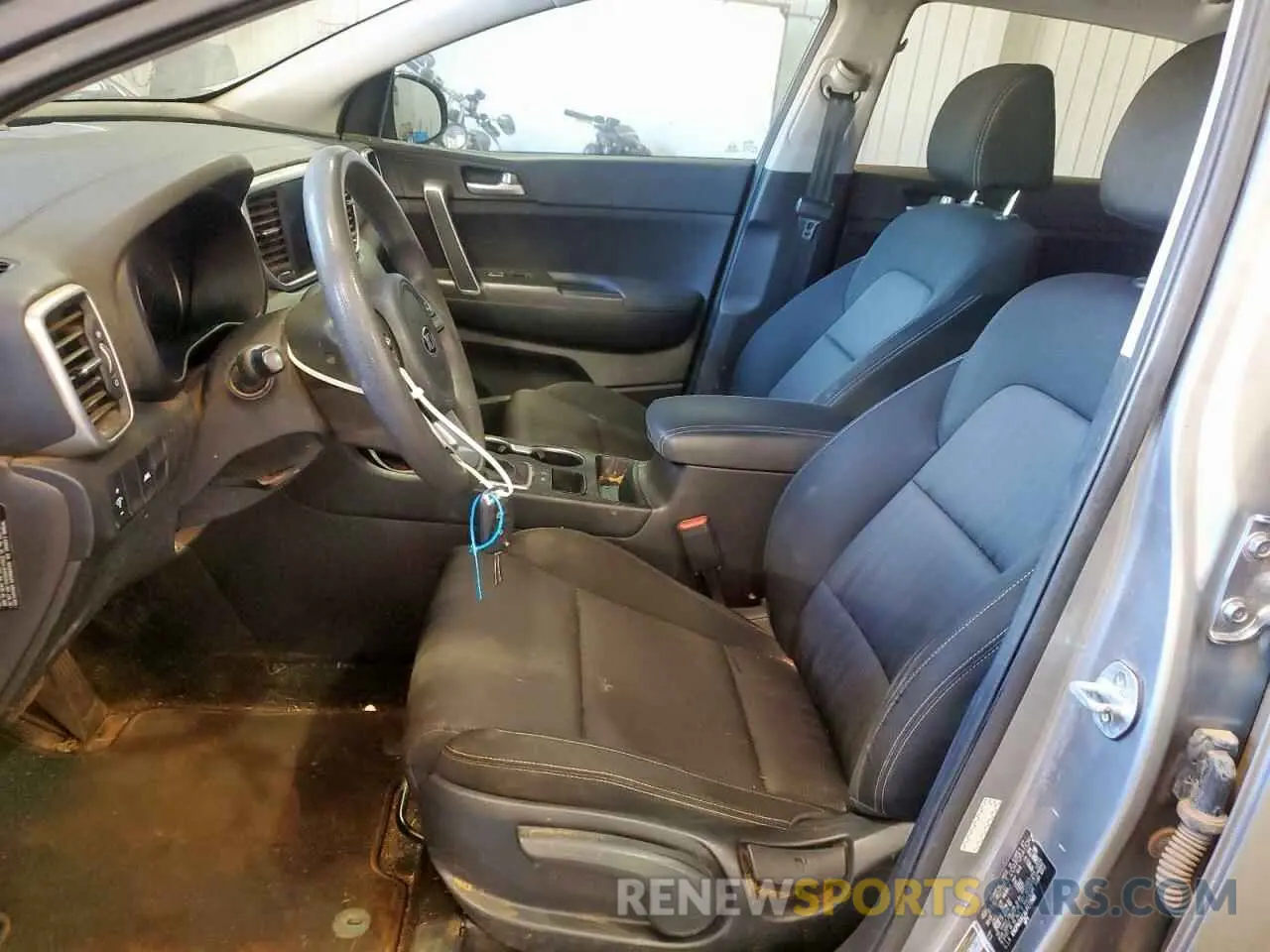 7 Photograph of a damaged car KNDPM3ACXL7775608 KIA SPORTAGE 2020