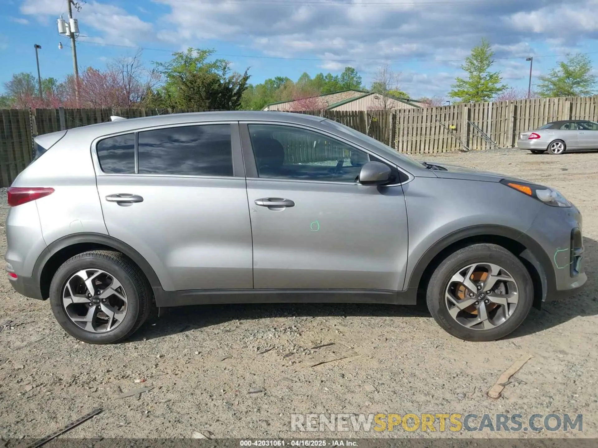 13 Photograph of a damaged car KNDPM3ACXL7823382 KIA SPORTAGE 2020