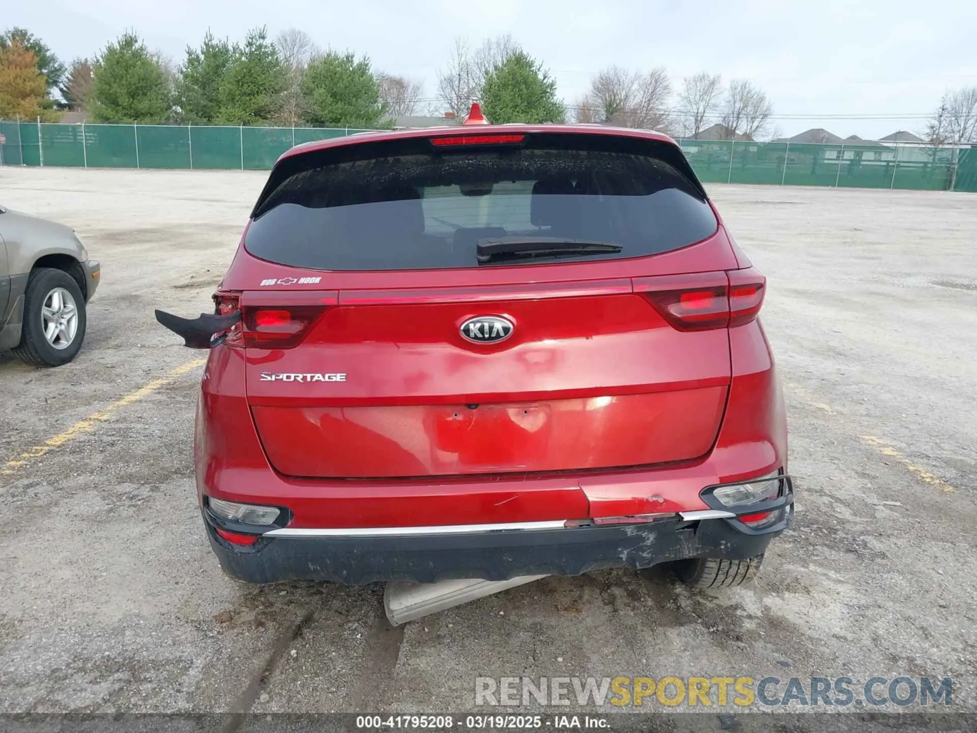 16 Photograph of a damaged car KNDPMCAC0L7697209 KIA SPORTAGE 2020