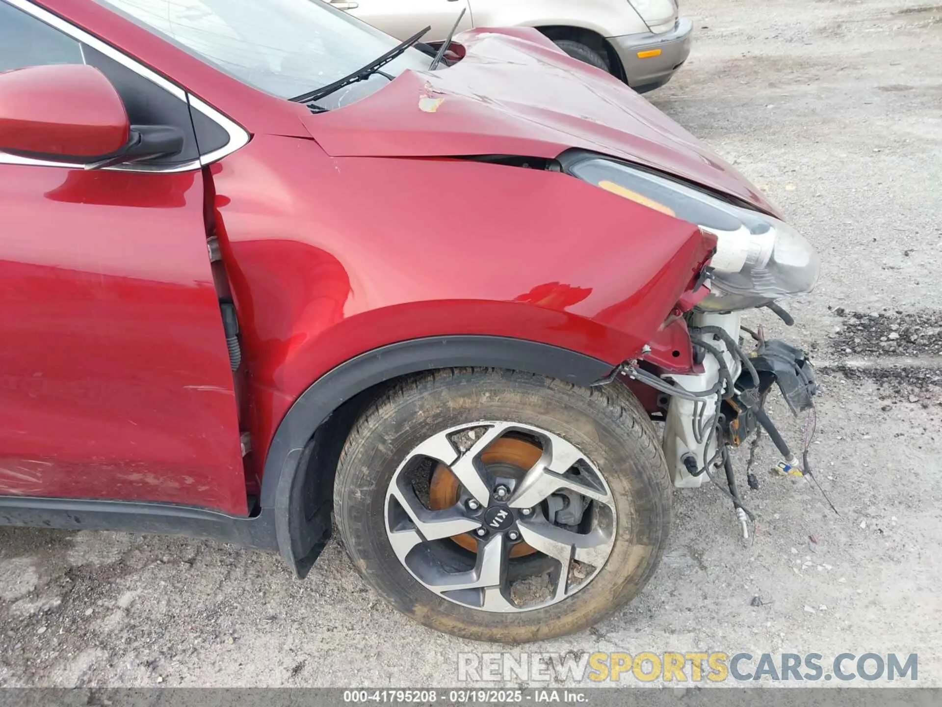 19 Photograph of a damaged car KNDPMCAC0L7697209 KIA SPORTAGE 2020