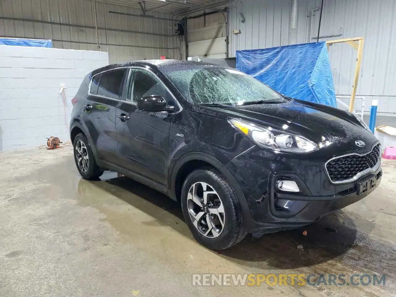 4 Photograph of a damaged car KNDPMCAC0L7700559 KIA SPORTAGE 2020