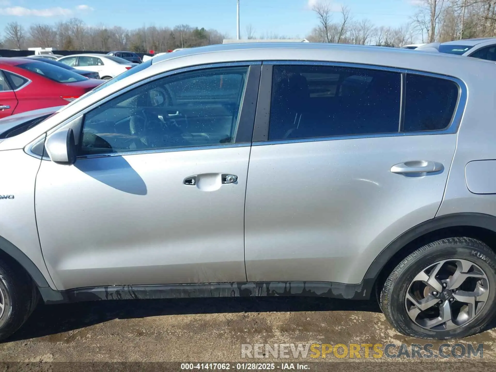 14 Photograph of a damaged car KNDPMCAC0L7731701 KIA SPORTAGE 2020